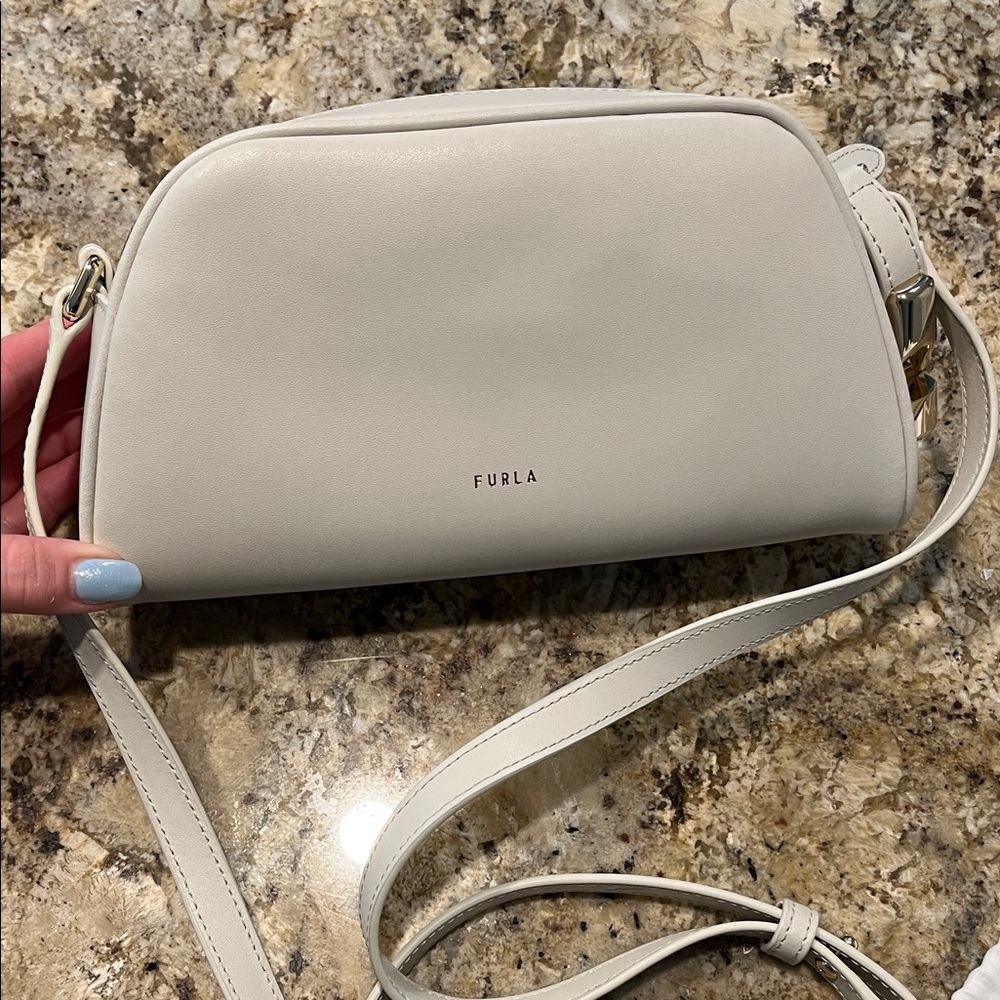 NWOT Furla Cream Crossbody Bag - Picture 1 of 12